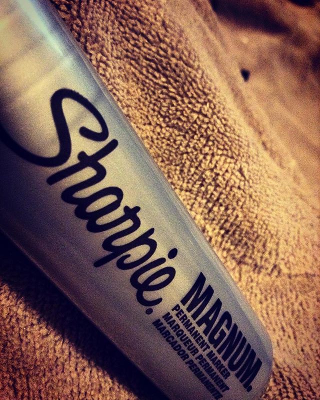 Bút Công Nghiệp Sharpie Pro Magnum